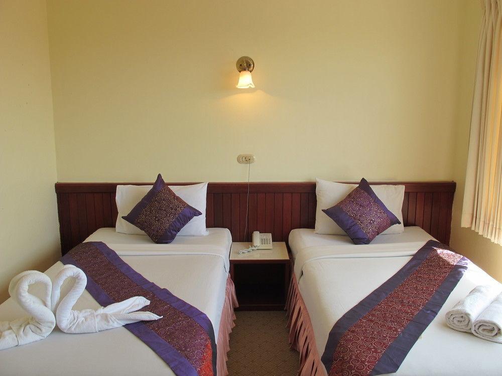 Chumphon Palace Hotel Екстер'єр фото