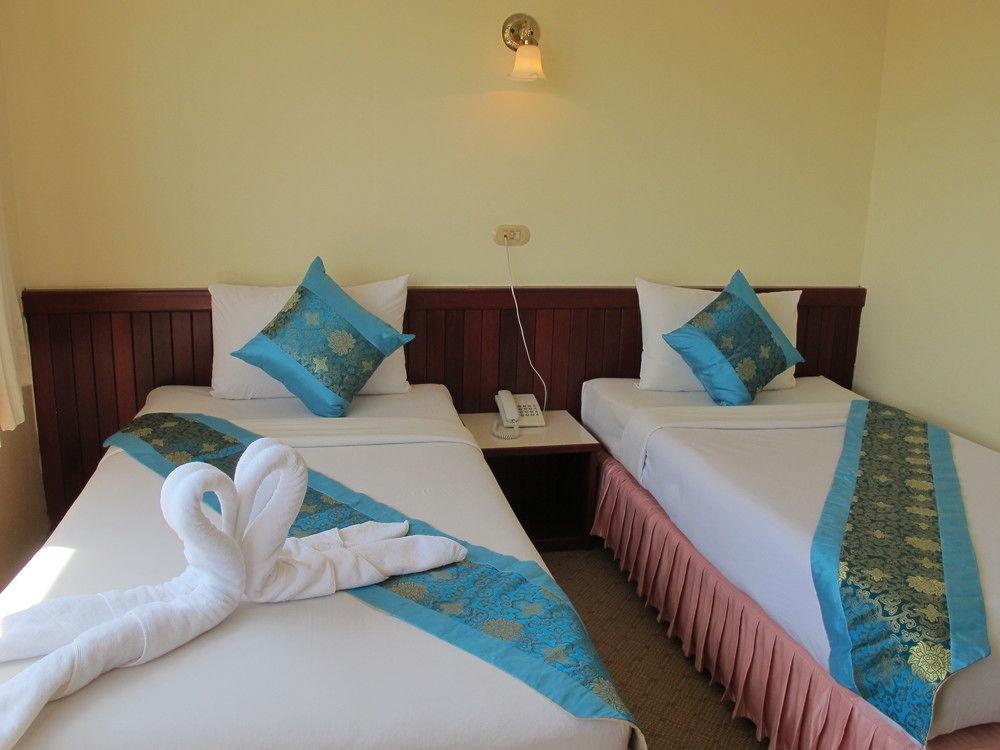 Chumphon Palace Hotel Екстер'єр фото