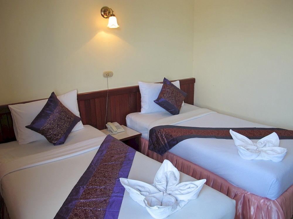 Chumphon Palace Hotel Екстер'єр фото