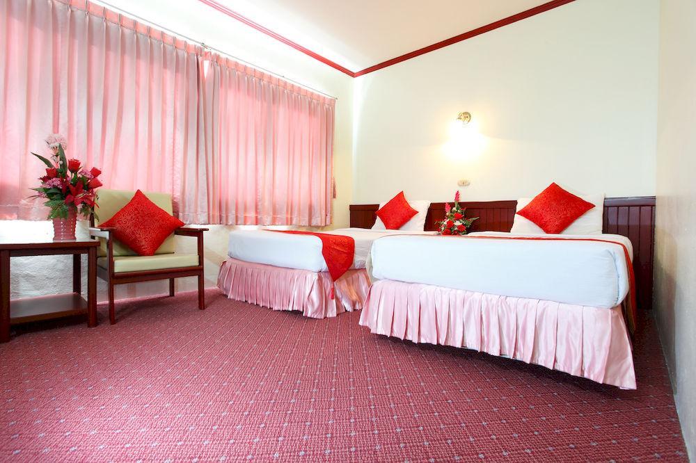 Chumphon Palace Hotel Екстер'єр фото